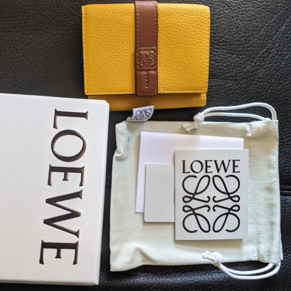 LOEWE Calf Wallet